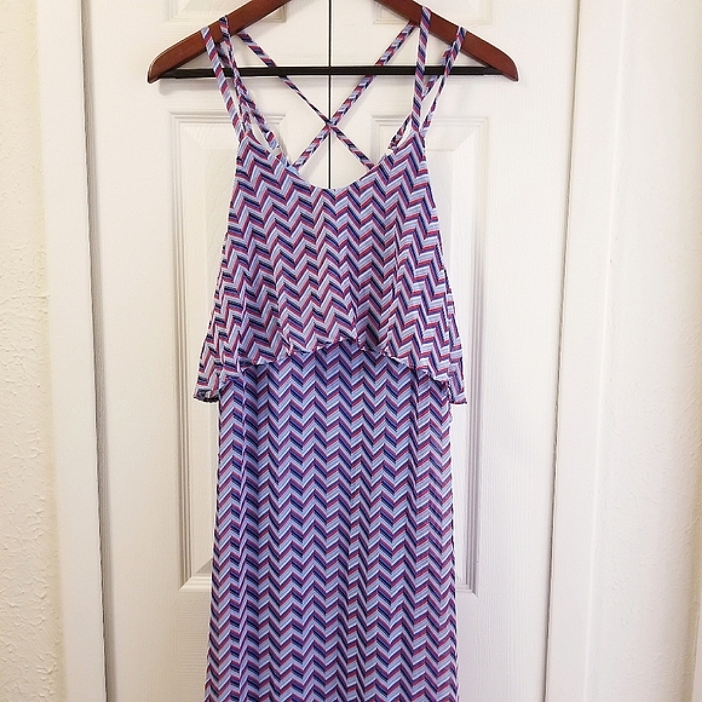 Beautiful  Chevron Maxi Dress - Picture 3 of 12